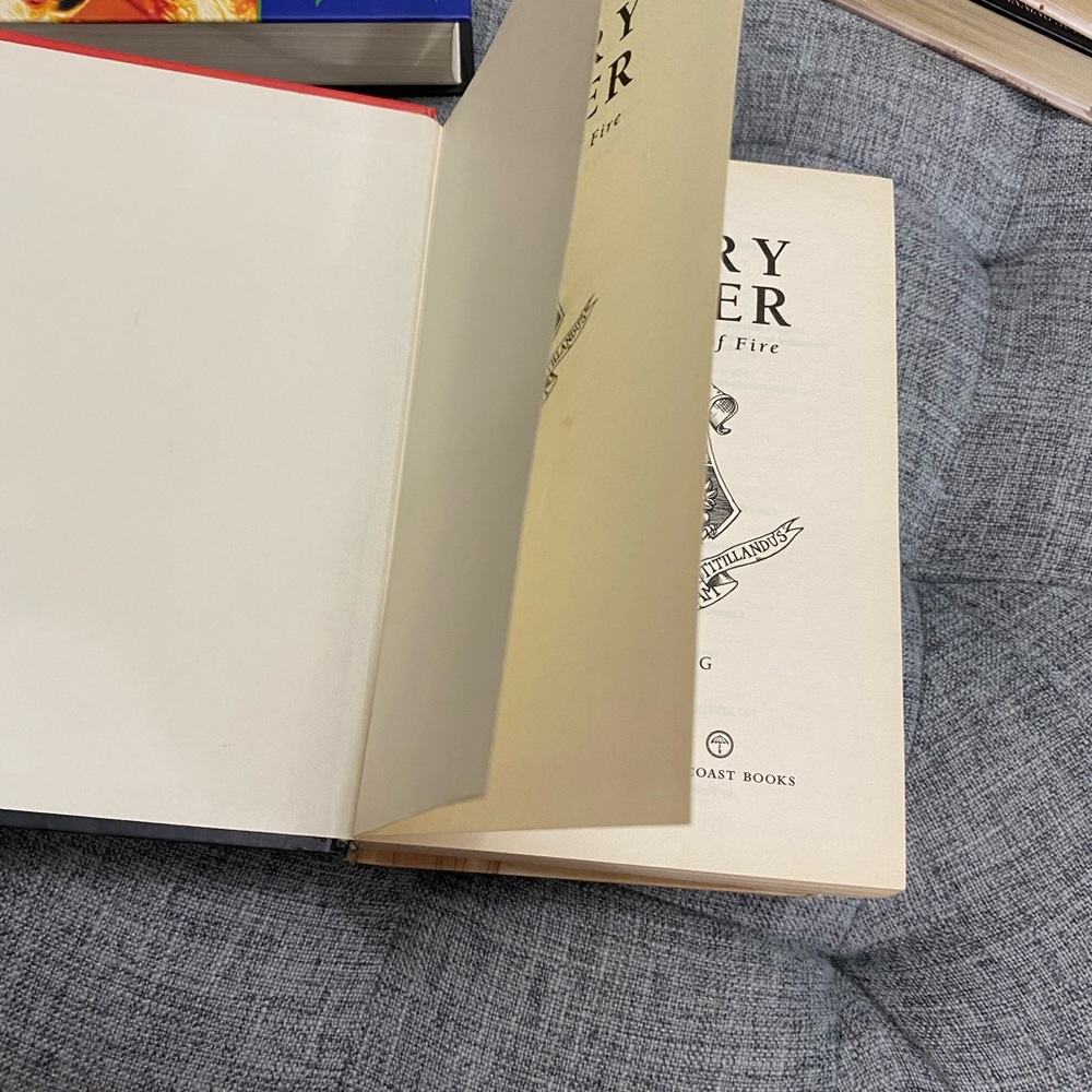 *SOLD* Harry Potter 1-6 Hardcover Books - Picture 9 of 14